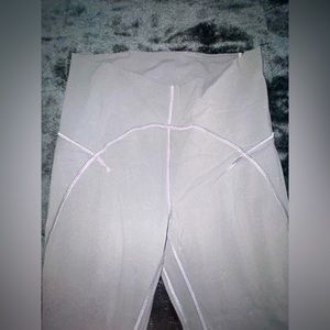 High rise lulu leggings